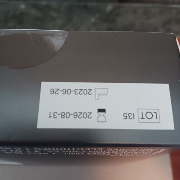 CVS Health Advanced Tens Targeted Muscle Therapy  NEW IN BOX - Picture 3 of 6